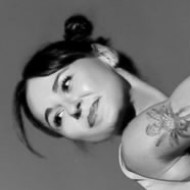robyn_2.jpg?itok=DJT8PNEr